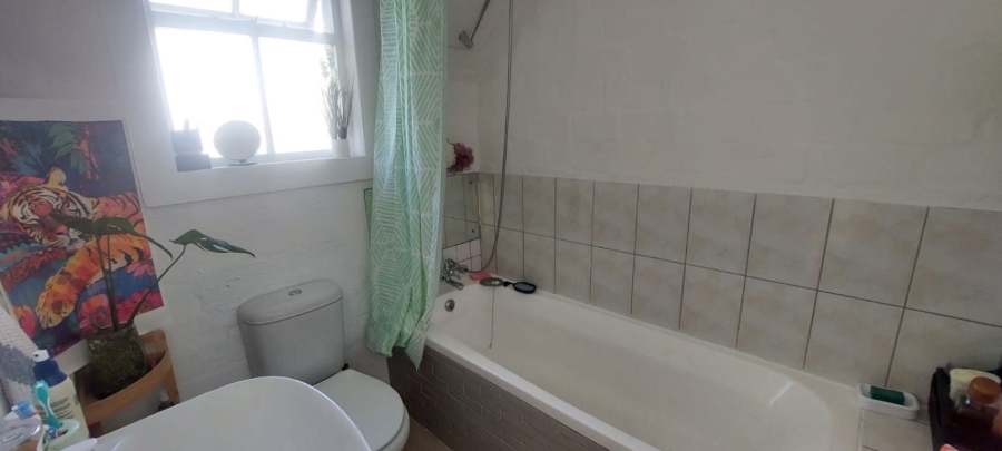 To Let 2 Bedroom Property for Rent in Guldenland Western Cape